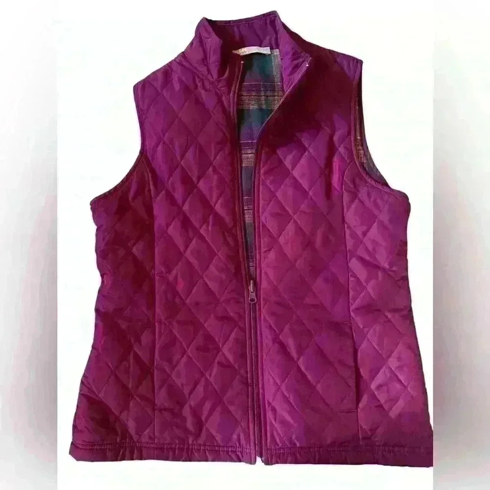 Lee Riders Quilted Vest Burgundy Size Petite Small Zip Up Pet free Smoke free